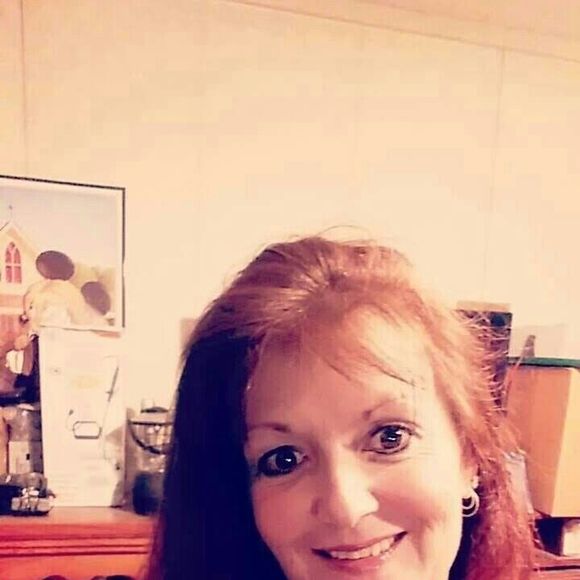 Meet your Posher, Kelly - Picture 1 of 1